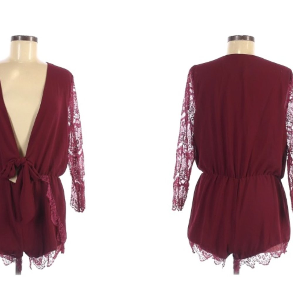 Low cut lace romper